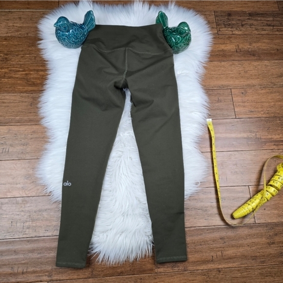 ALO Yoga Pants - Alo Yoga Green Olive Legging XS